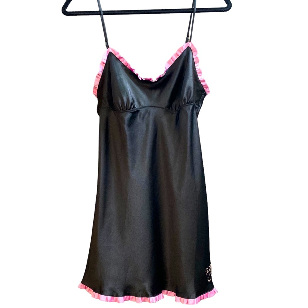 Vintage Victoria’s Secret pink and black satin nighty Size M